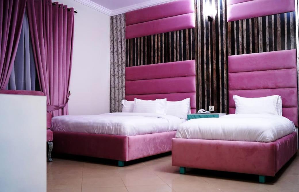 איסלמאבד Royal Serena Residency מראה חיצוני תמונה
