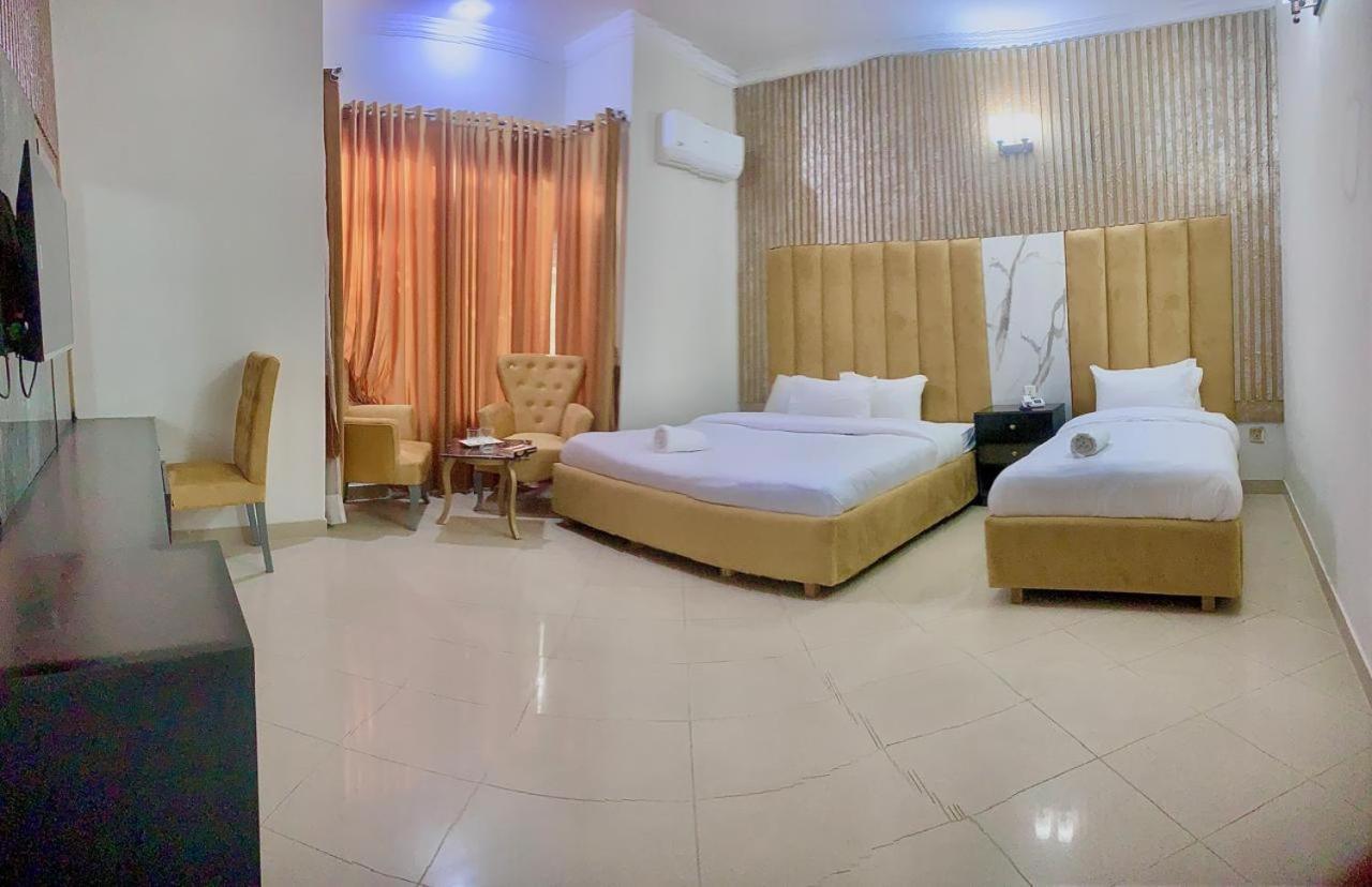 איסלמאבד Royal Serena Residency מראה חיצוני תמונה