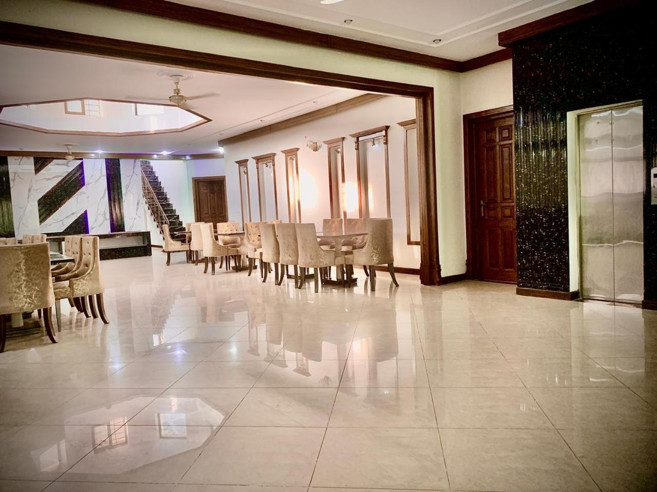 איסלמאבד Royal Serena Residency מראה חיצוני תמונה